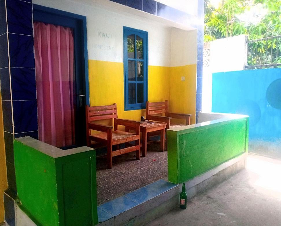 Bulan Homestay Plambi Bagian luar foto